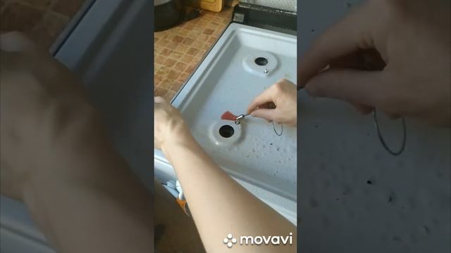 Как очистить посуду и плиту? смотреть онлайн