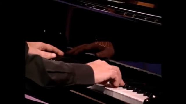 Musical Saw - Devil's Violinist