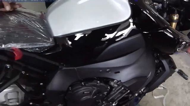 Unboxing New YAMAHA MT-10 SP Philippines смотреть онлайн