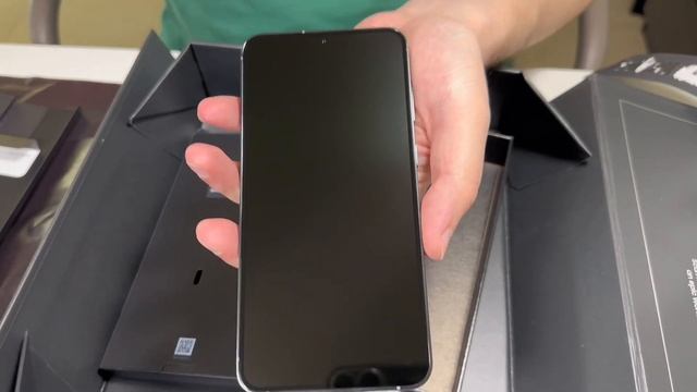 Распаковка Samsung Galaxy S 23 Plus