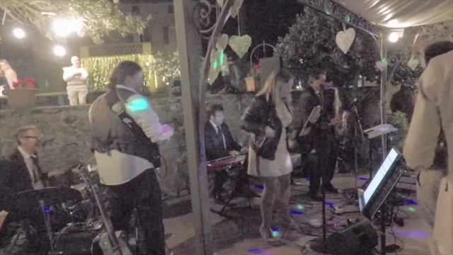 The Insoulents! - Saxophone solo Soul/Motown/Dance/Funk #wedding #weddingmusic #italianweddingband смотреть онлайн