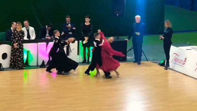 Марковский - Горда Золото Столицы 2019 Юниоры 1 Open 1/2 ST Viennese Waltz смотреть онлайн