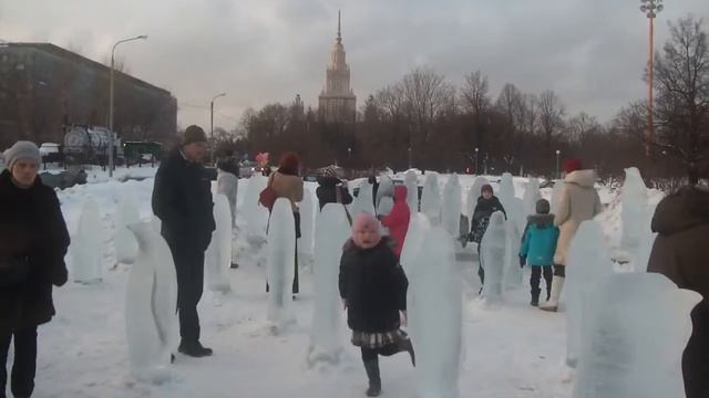 Пингвинятник у театра Сац смотреть онлайн
