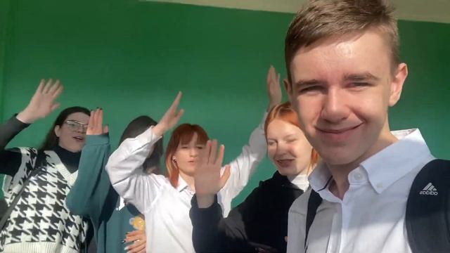 Влог на день рождения. #илюхаприколюха #vlog #9класс #школа #деньрождения #16лет смотреть онлайн