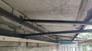 Крыша на балкон последнего этажа в г.Королёв Московская область/Козырёк над балконом/Установка крыш