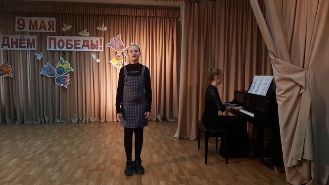 концерт класса академического вокала преподавателя Бутенко А.Ю. смотреть онлайн