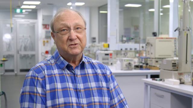 Professor Neil Foster | Clever ideas to commercialisation смотреть онлайн