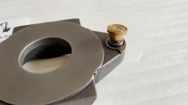 A10VO74 Rexroth R986110609 CAT 240-2647 Pump CAM ROCKER 31R