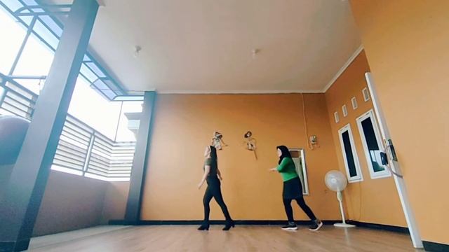 Samba And Sweep - Linedance смотреть онлайн