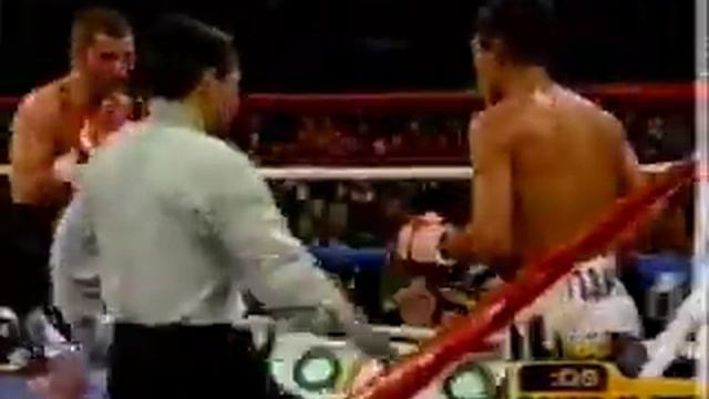 Erik Morales vs Wayne McCullough [6/6] смотреть онлайн