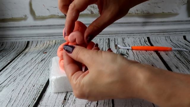 Лепка: Мишка из мастики смотреть онлайн