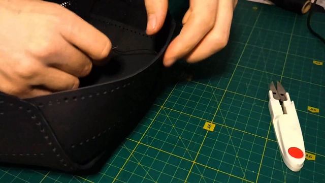 Men's leather bag / Мужская сумка бананка из кожи смотреть онлайн