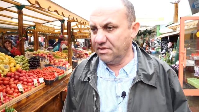 НА РЫНКЕ С ШЕФОМ: что можно найти на московских базарах (или как выбрать лучший арбуз) смотреть онлайн