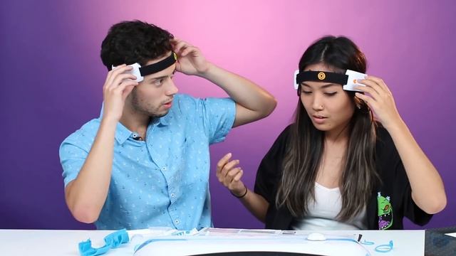 We Move Things With Our Minds In This Game смотреть онлайн