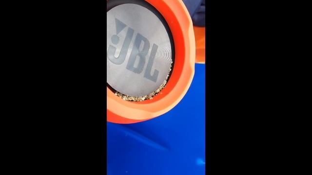 Обзор на дорогую колонку JBL смотреть онлайн