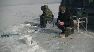 Зимняя рыбалка на Тавричанке и золотое место.