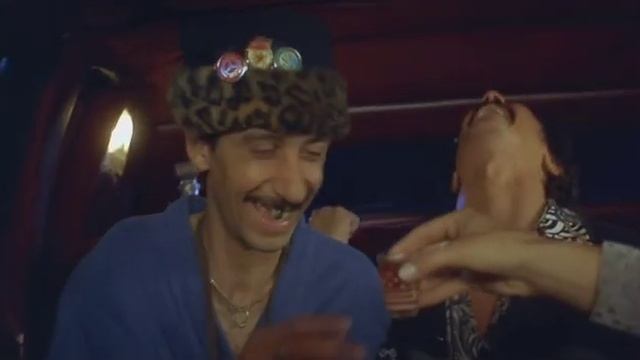 Бизнесмен-патриот(Черная кошка,Белый кот) смотреть онлайн