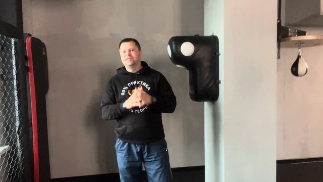 Сауль Канело Альварес - Джермелл Чарло . Прогноз на интригующий поединок смотреть онлайн