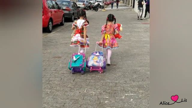 Rotina de Festa Junina - com Alice e Lis смотреть онлайн