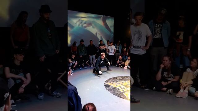 Back to the future battle 2017. Plasteed смотреть онлайн