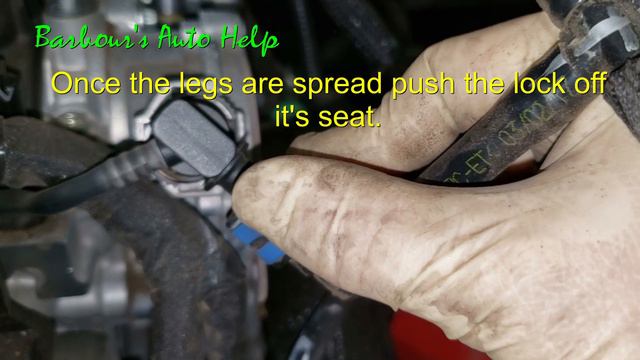 How To Disconnect and Reconnect Ford Line Connector With Blue Lock смотреть онлайн
