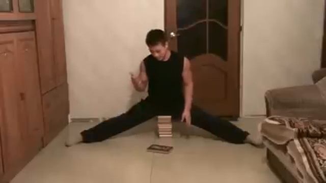 Шпагат Богдан Корженевский и Максим Малюков Workout Traning