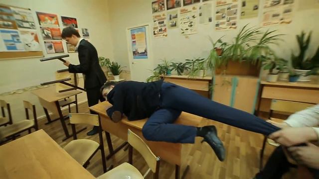 Манекен челлендж. Прощай школа смотреть онлайн