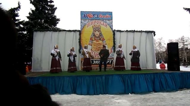 Фольк-группа "Разгуляй" на масленице в г.Донецке РФ (18.02.2018) смотреть онлайн