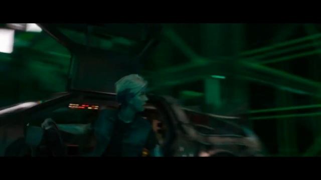 Ready Player One | Car Race Backwards смотреть онлайн