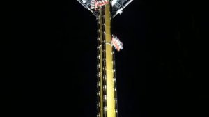 Супер страшный аттракцион Dragon Khan в Испании в парке Port Aventura