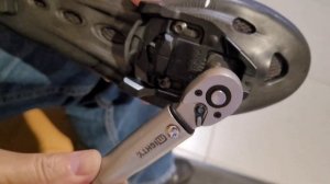 Ставим шипы на шоссейную обувь. Проба шоссейника.