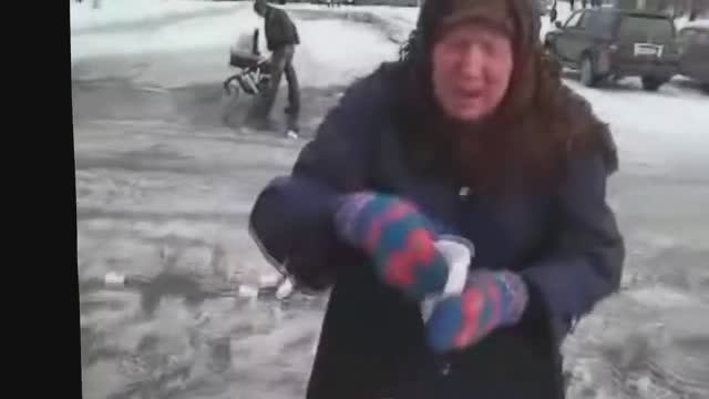 уринотерапия от бабки смотреть онлайн