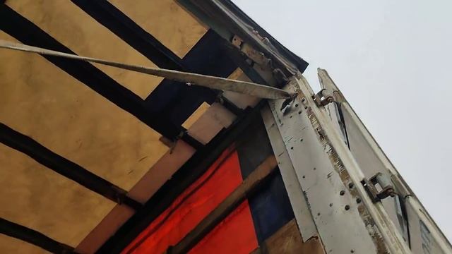 Пропала Мышь ?) Устраняем утечки воздуха. Пилю болгаркой, Слабонервным не смотреть! смотреть онлайн