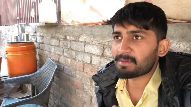 The Hidden Food Game of Rawalpindi | Bong Paye, Lahore Chany, Chawal смотреть онлайн