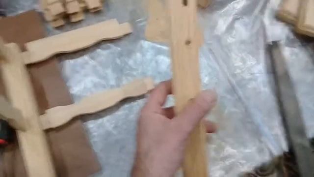 Надёжная сборка табуретки с дерева . смотреть онлайн