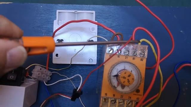 Timer and switching relays schleicher смотреть онлайн