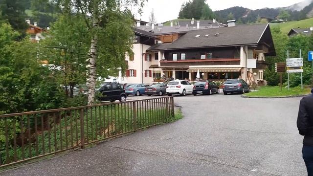 Santa Magdalena - Itália - Cartão Postal dos Alpes - Dolomita смотреть онлайн