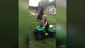 квадроцикл для детей MOWGLI MINI HARDY ребёнку 3 года