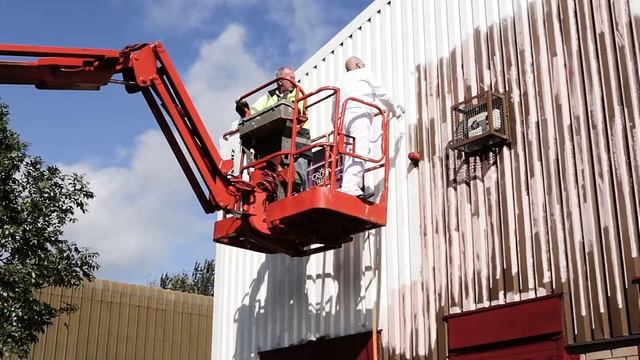 Airless paint sprayer video: Crown Decorating Centre, Limerick смотреть онлайн