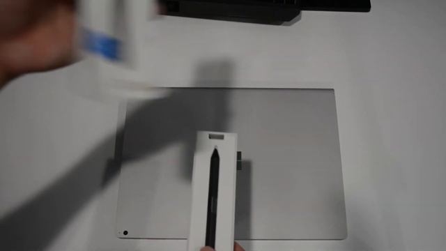 Microsoft Surface Book 2 Unboxing смотреть онлайн
