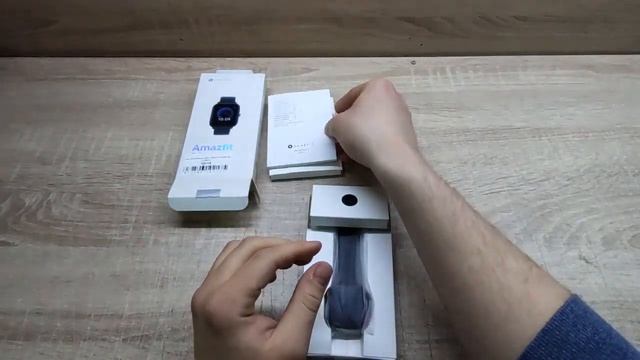 Распаковка умных часов Xiaomi Amazfit Bip U смотреть онлайн