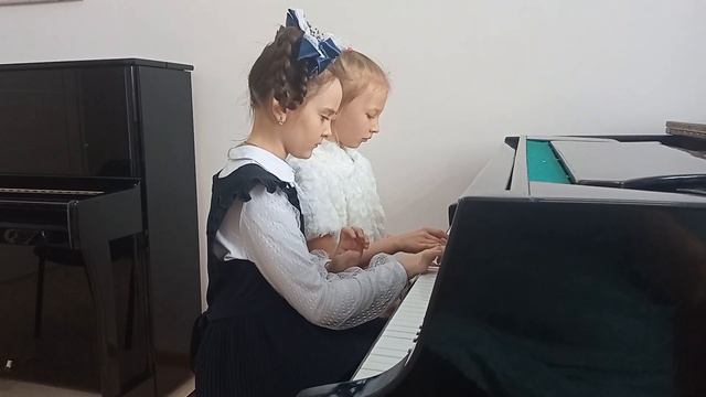 В. Шаинский "Песенка крокодила Гены" смотреть онлайн