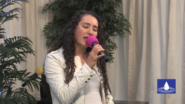 Mayra Hamilton Flower in the Rain YouTube смотреть онлайн