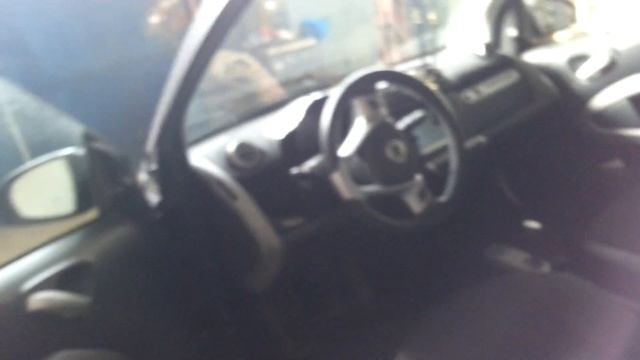 Smart 2013 год 1,0. Перестали работать щетки стеклоочистителя, не работает задний омыватель стекла. смотреть онлайн