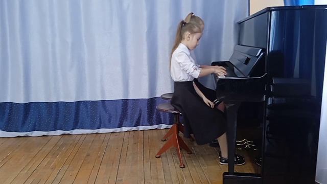 Заболотнова Мария (9 лет). Трещева Надежда (10 лет)