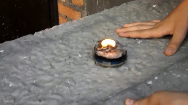 Парафиновая горелка своими руками( горит около часа) смотреть онлайн