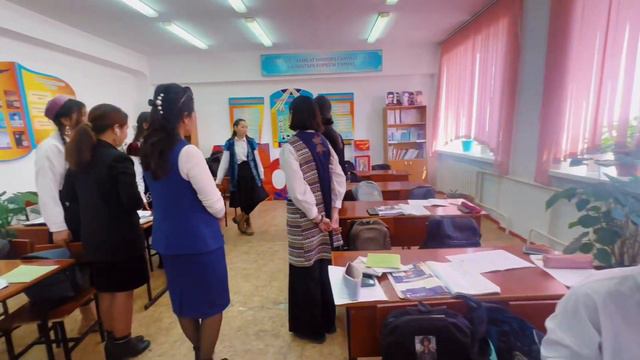 Қызықты әдіс-тәсіл. Ағылшын тілі сабағы смотреть онлайн