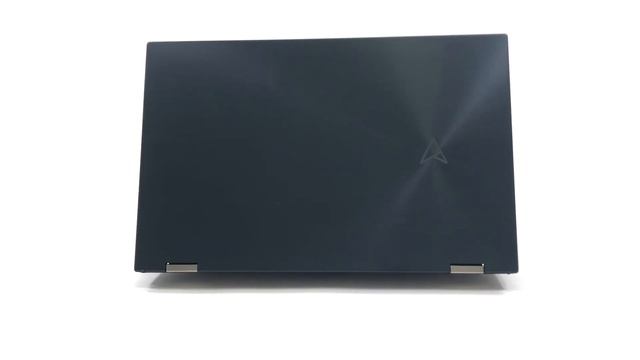 ? ASUS Zenbook Pro 15 Flip OLED (UP6502) - Ports info and 360º look смотреть онлайн