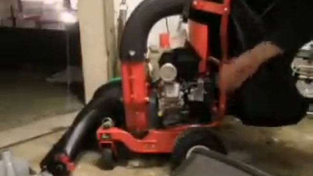 First Start Of My New MTD Chipper Vac Modell 202 смотреть онлайн