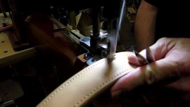 LEATHER SEWING MACHINE FOR LEATHERCRAFT AND SADDLE MAKING